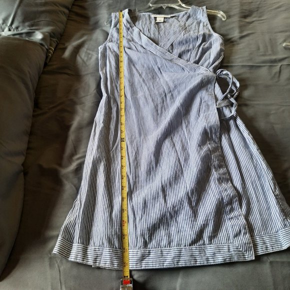 H&M L.O.G.G Blue Cotton Seersucker Striped Tie Wrap Dress - Size 4 - Picture 14 of 16